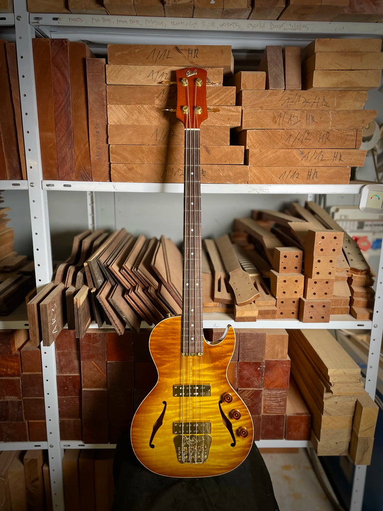 Private Build Big Sister Honey Burst