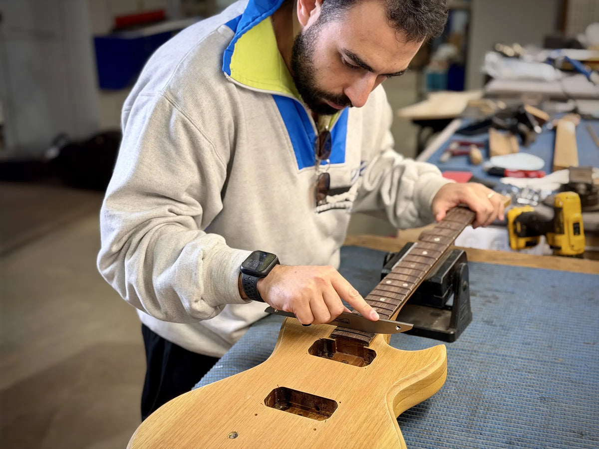 קורס Fret Leveling שיוף סריגים: השלב הבא לסט אפ האולטימטיבי